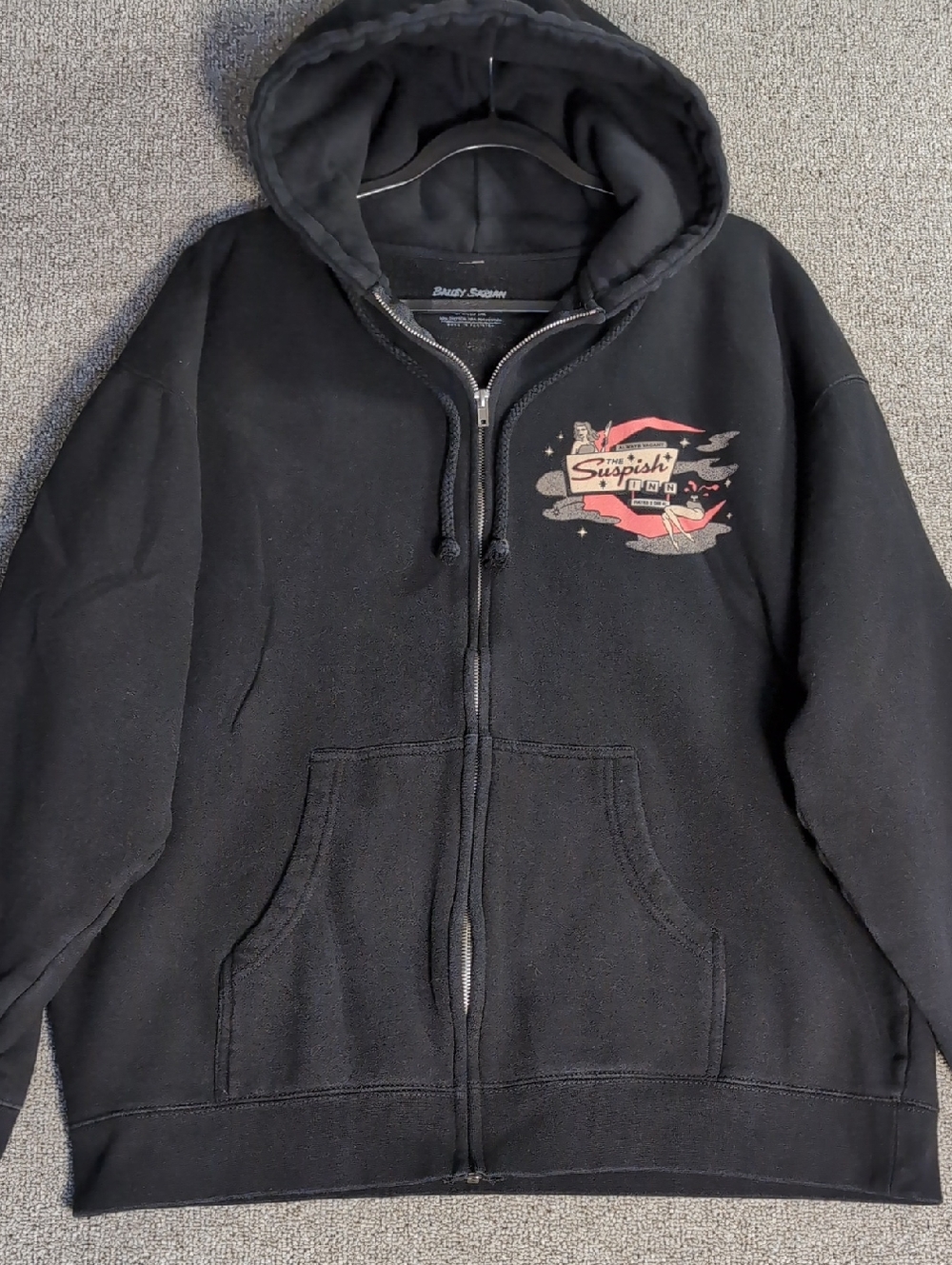 Bailey Sarian Suspish Inn Full Zip Hoodie Size XL Murder Mystery & Makeup Black - Picture 2 of 9